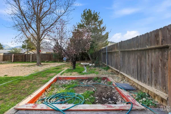 $425,000 | Undisclosed Address, Tehachapi, CA 93561