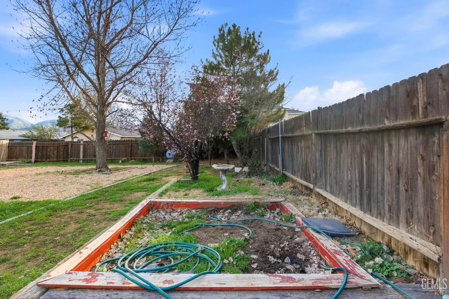 Undisclosed Address Tehachapi, CA 93561 - Photo 39 of 40 a view of backyard with wooden fence