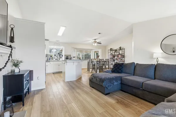 $425,000 | Undisclosed Address, Tehachapi, CA 93561