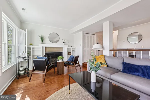 $507,000 | 2807 South Woodrow Street, Unit 1, Arlington, VA 22206