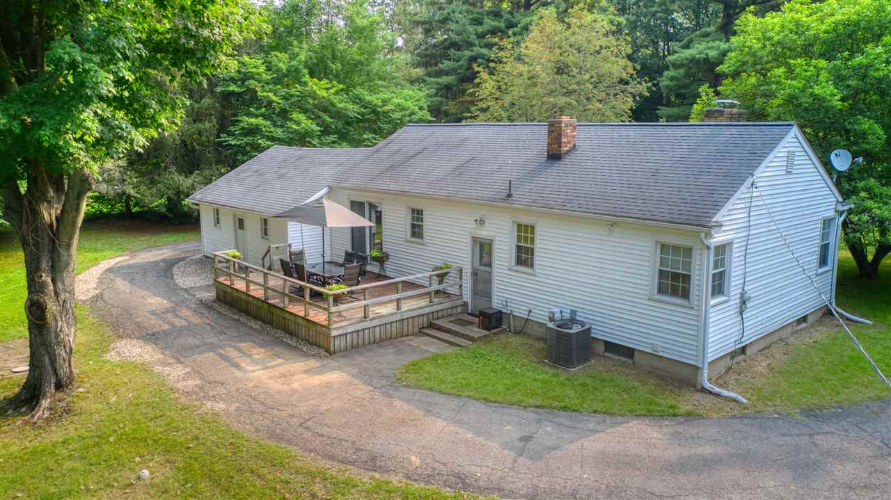 5132 Moscow Road Spring Arbor, MI 49283 - Photo 4 of 40 Photo 4