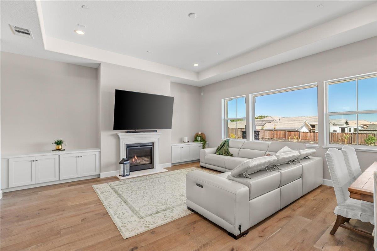 5010 Neroly Road Oakley, CA 94561 - Photo 10 of 78 Gallery Image 10