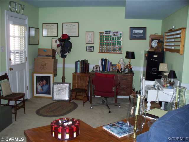 1606 Robindale Road North Chesterfield, VA 23235 - Photo 10 of 12 Den/Family/Great Room