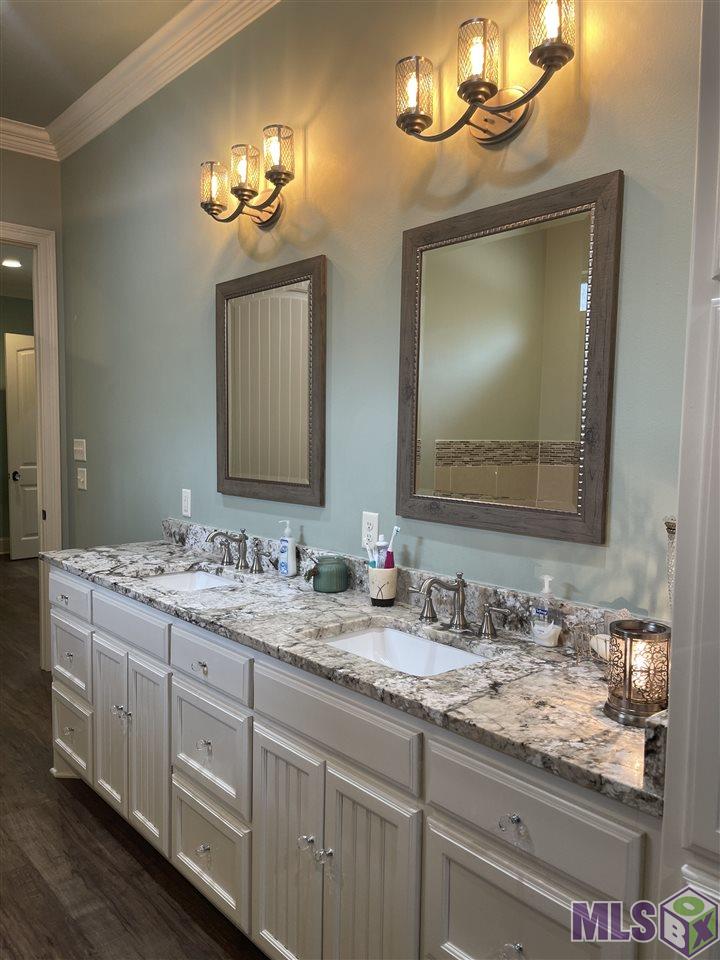 19398 Perrilloux Road Livingston, LA 70754 - Photo 17 of 39 Master Bath