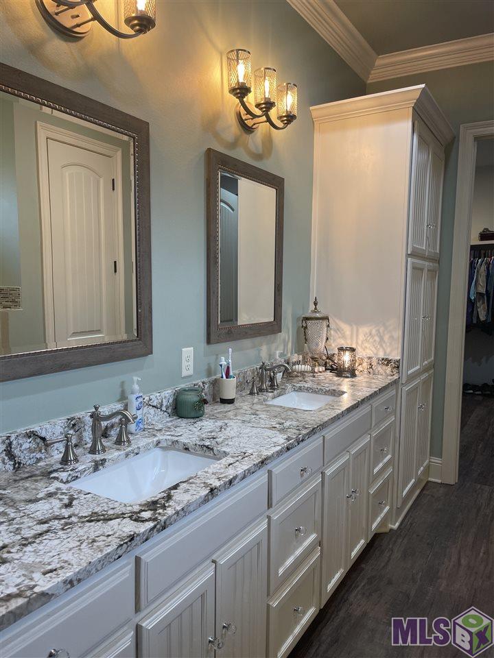 19398 Perrilloux Road Livingston, LA 70754 - Photo 19 of 39 Master Bath