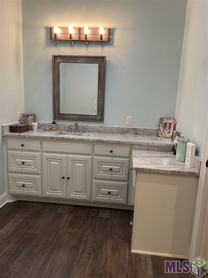 19398 Perrilloux Road Livingston, LA 70754 - Photo 25 of 39 Bathroom 2