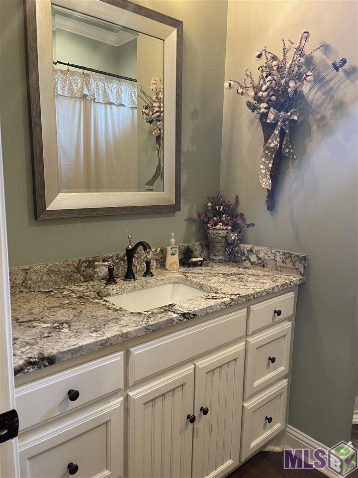 19398 Perrilloux Road Livingston, LA 70754 - Photo 30 of 39 Bathroom 3
