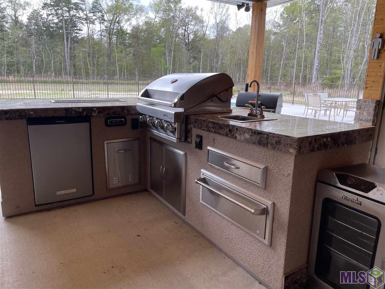19398 Perrilloux Road Livingston, LA 70754 - Photo 32 of 39 Outdoor Kitchen