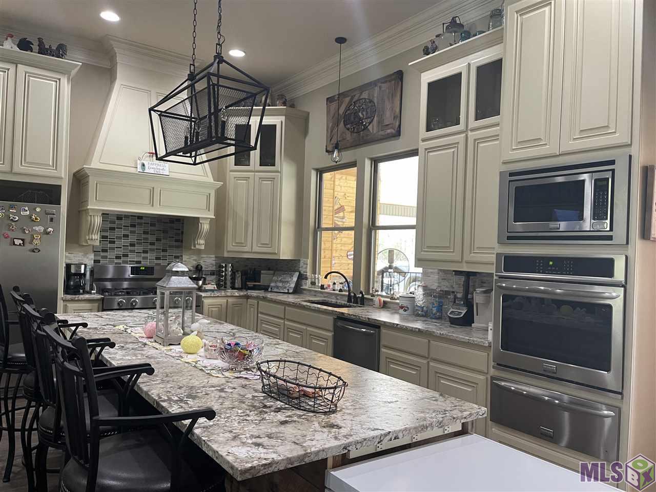 19398 Perrilloux Road Livingston, LA 70754 - Photo 7 of 39 Kitchen