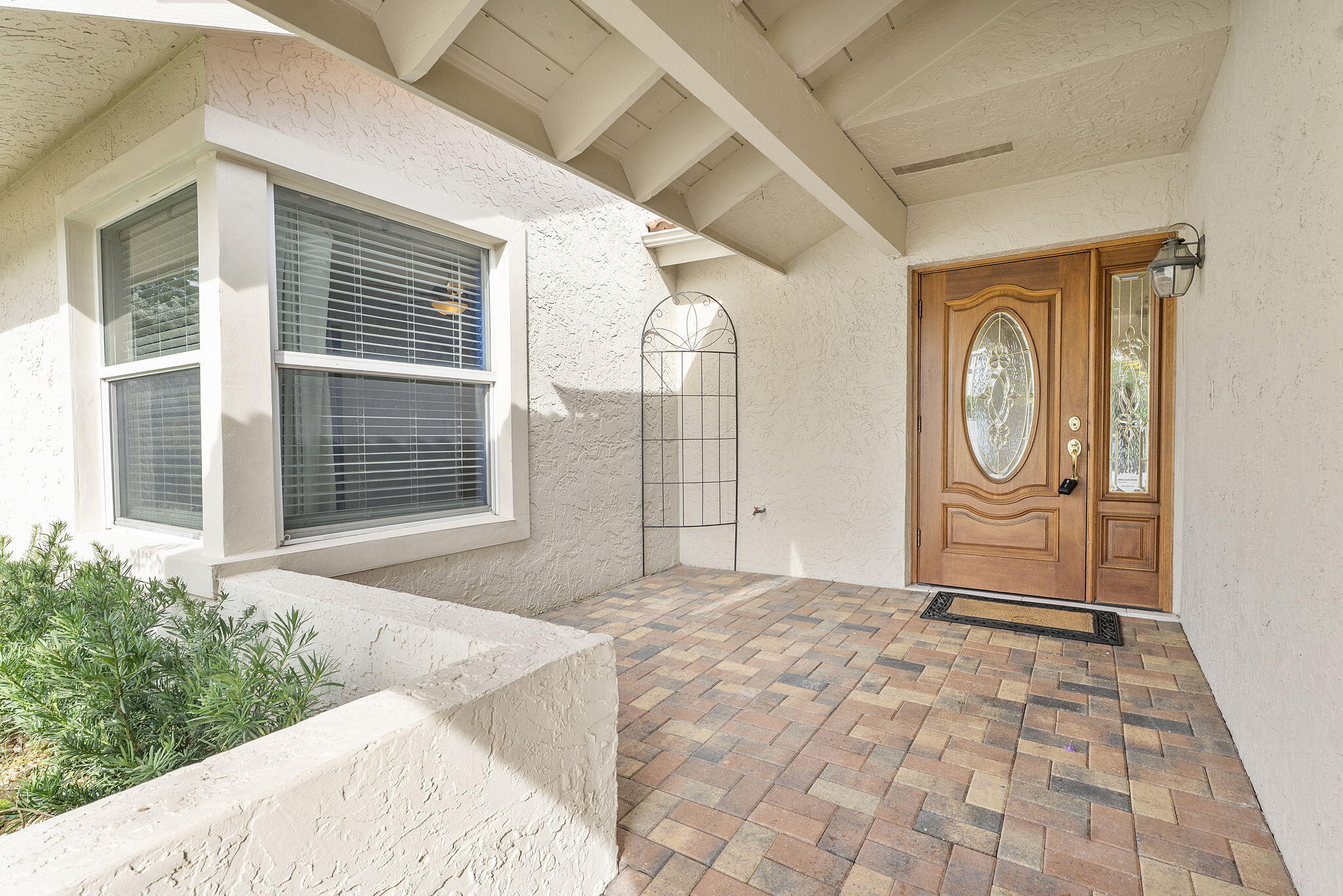 2415 Northwest 31st Street Boca Raton, FL 33431 - Photo 5 of 41 61-web-or-mls-DSC09528