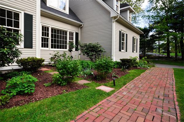 640 Chestnut Street Needham, MA 02492 - Photo 27 of 28 Gallery Image 27