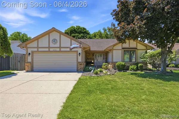 $409,900 | 46519 Donahue Avenue, Macomb, MI 48044