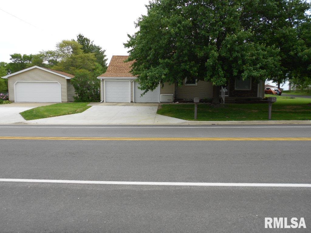 105 Main Street Roanoke, IL 61561 - Photo 3 of 46