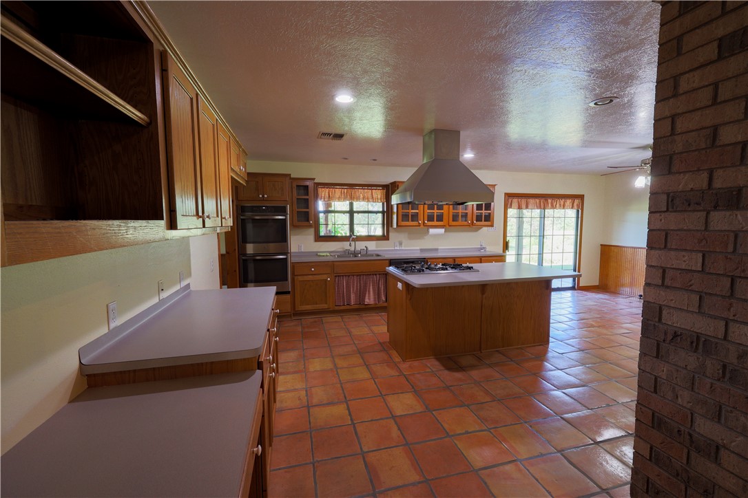 16403-16515 Macey Road Hearne, TX 77859 - Photo 20 of 46 Kitchen