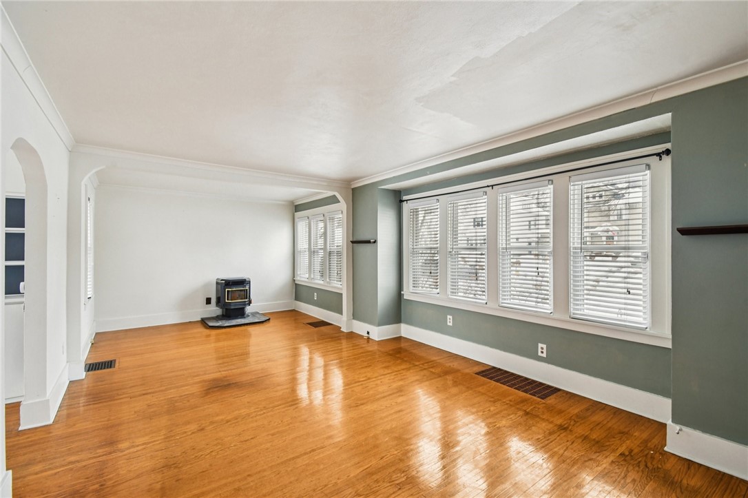 55 Colebourne Road Rochester, NY 14609 - Photo 4 of 25