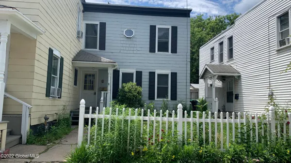 $1,600 | 9 James Street, Unit 1, Saratoga Springs, NY 12866