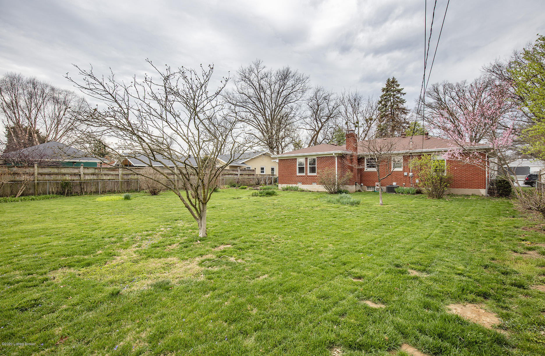 3108 Dundee Road Louisville, KY 40205 - Photo 6 of 59 Fenced Backyard