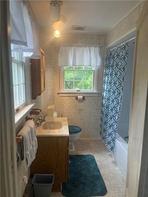 1301 Hulton Road Verona, PA 15147 - Photo 20 of 30 Gallery Image 20