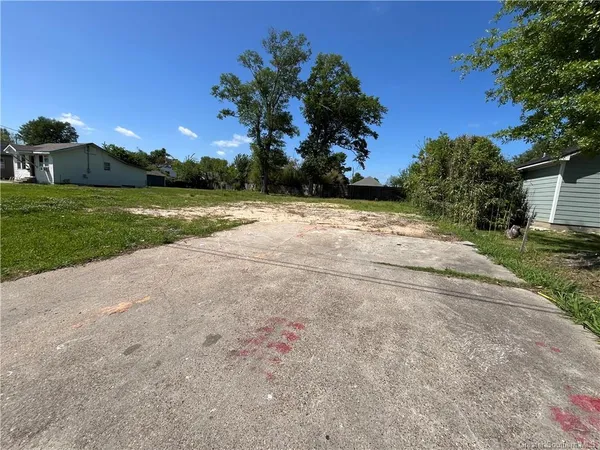 $18,000 | 1015 Sycamore Street, Lake Charles, LA 70601