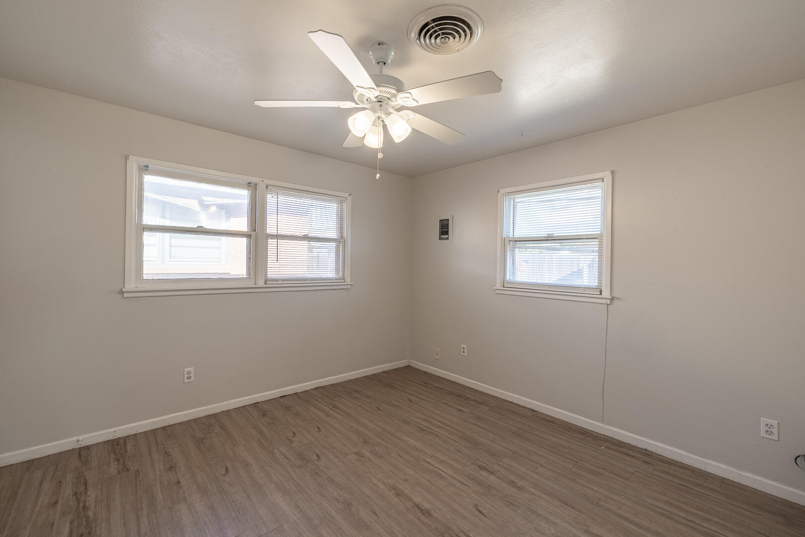 2402 46th Street Lubbock, TX 79412 - Photo 9 of 35 1-22