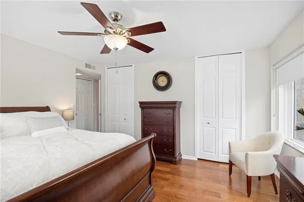 $374,500 | 4545 Wornall Road, Unit 102, Kansas City, MO 64111