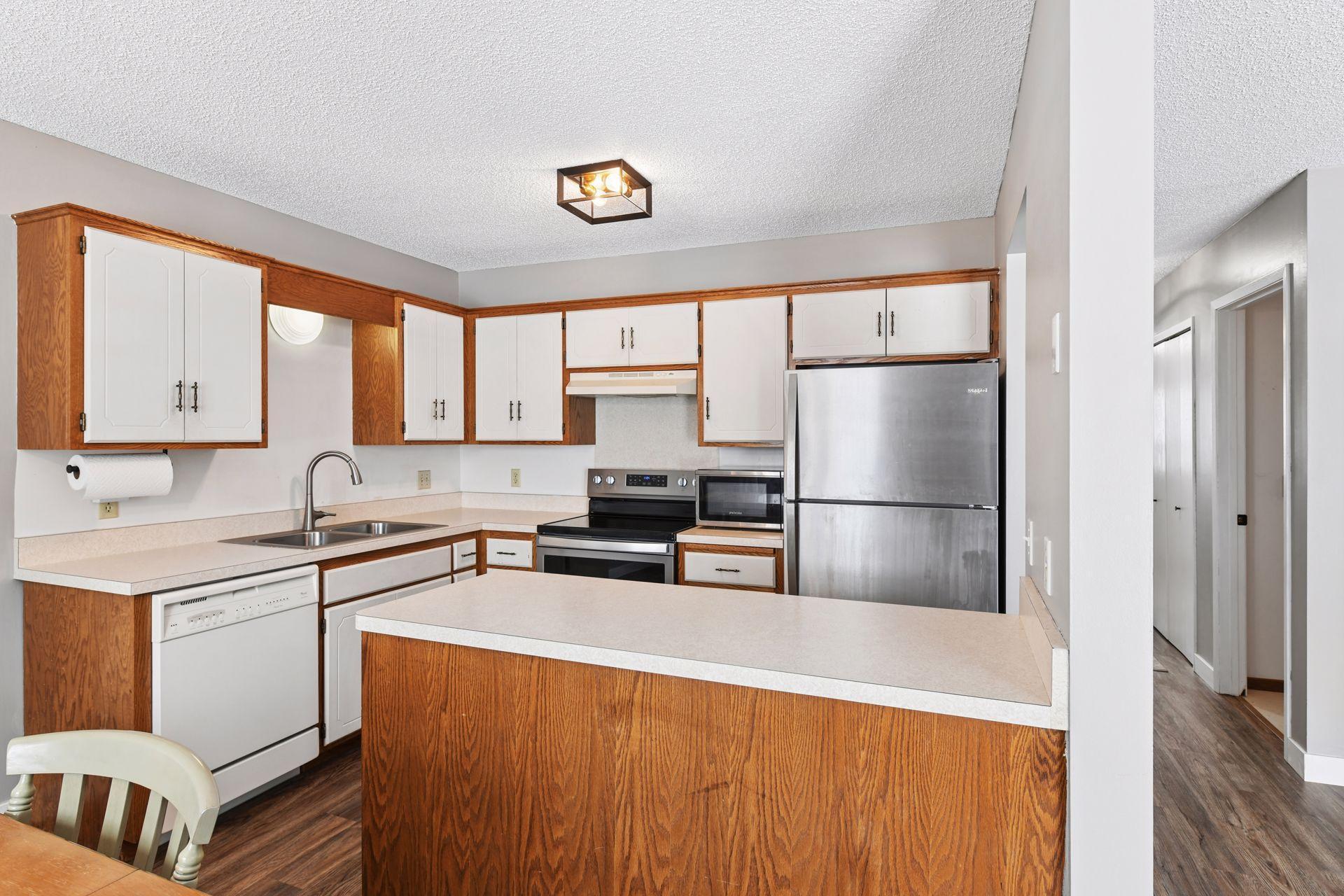 5232 148th Street West Apple Valley, MN 55124 - Photo 10 of 23