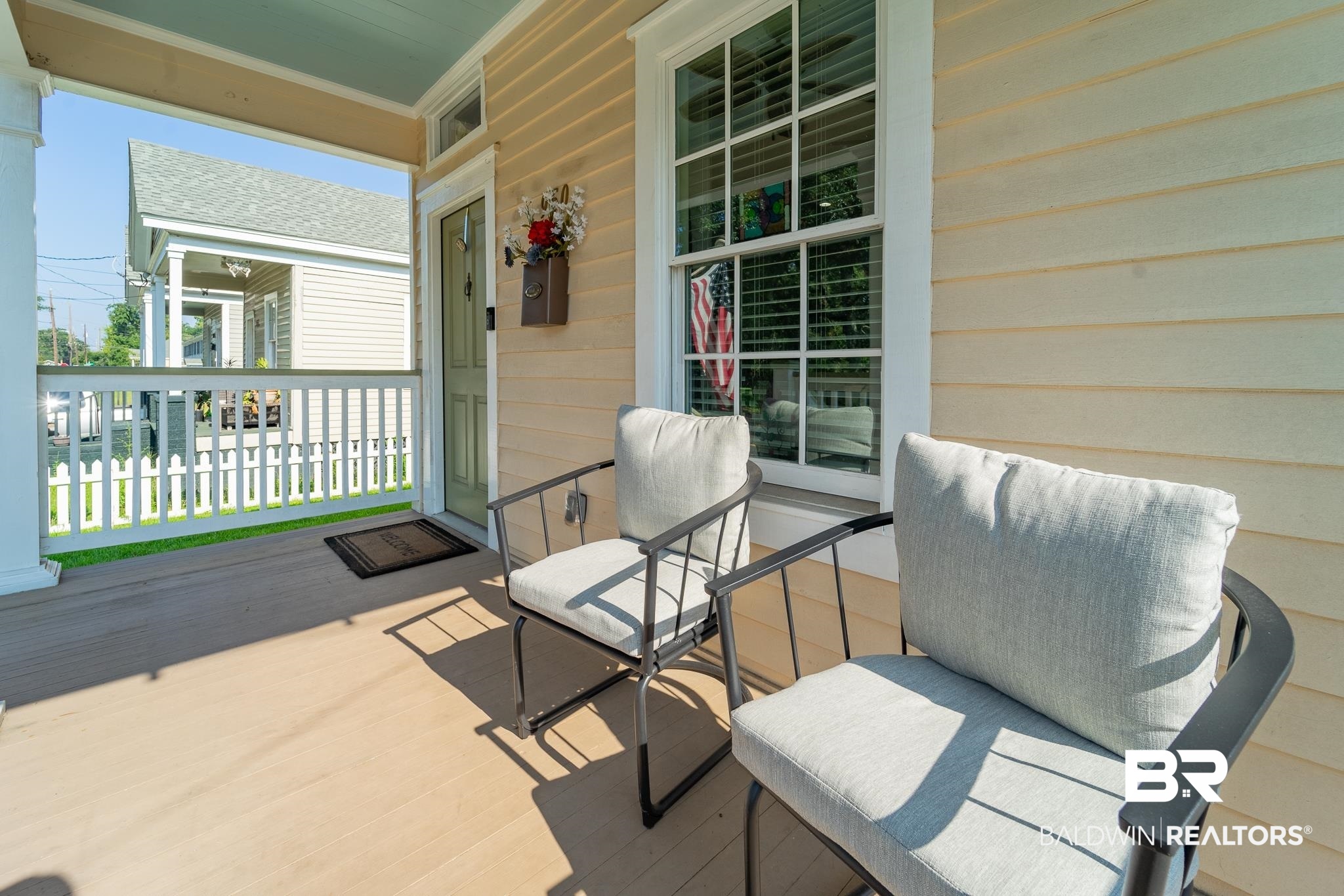 950 Texas Street Mobile, AL 36604 - Photo 16 of 17 View of patio with a porch