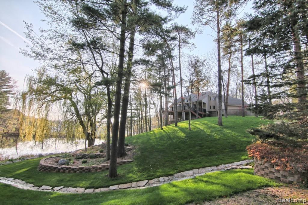 3539 33 Mile Road Romeo, MI 48065 - Photo 38 of 39 Rear_2nd_View.jpg