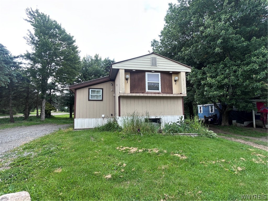 7207 Hunters Creek Road Holland, NY 14080 - Photo 1 of 25