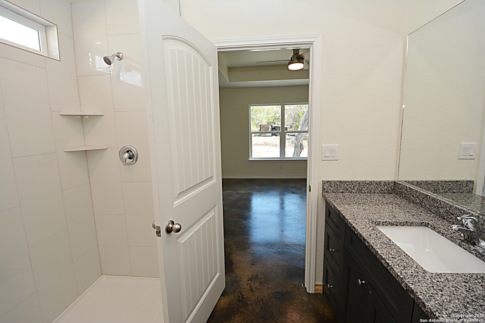 1452 Laguna Spring Branch, TX 78070 - Photo 6 of 10