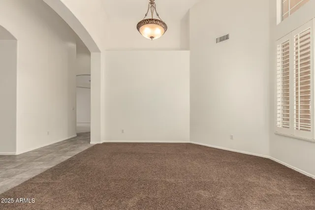 $989,000 | 2090 East Finley Street, Gilbert, AZ 85296