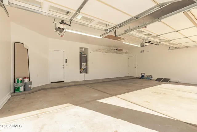 $989,000 | 2090 East Finley Street, Gilbert, AZ 85296