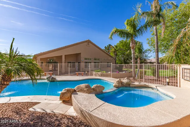 $989,000 | 2090 East Finley Street, Gilbert, AZ 85296