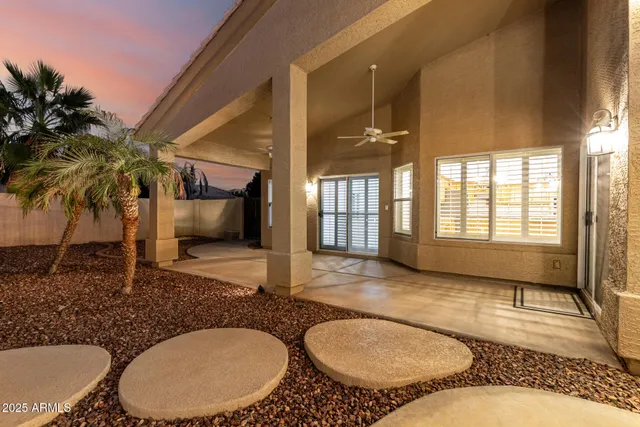 $989,000 | 2090 East Finley Street, Gilbert, AZ 85296