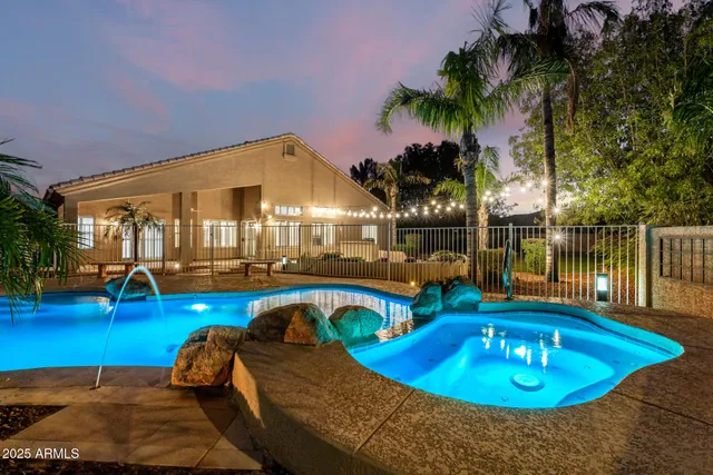 $989,000 | 2090 East Finley Street, Gilbert, AZ 85296