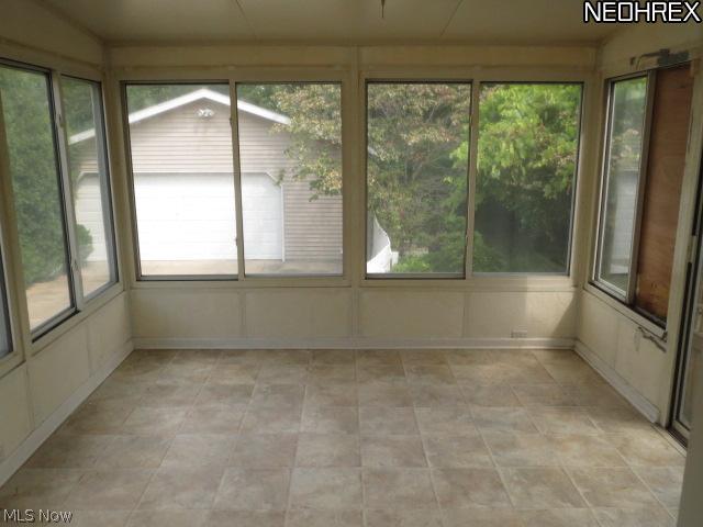2002 Spring Road Cleveland, OH 44109 - Photo 6 of 16