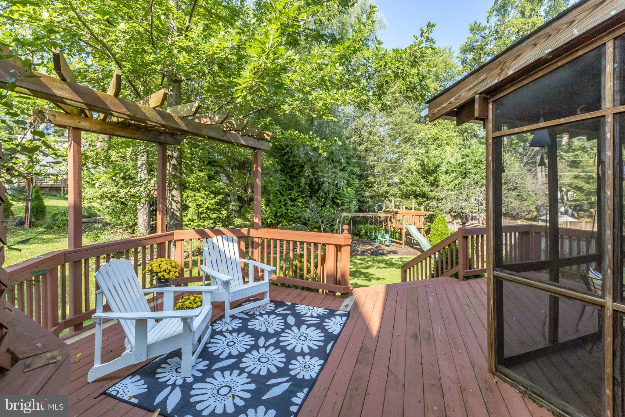 103 West George Mason Road Falls Church, VA 22046 - Photo 24 of 33 Huge Deck