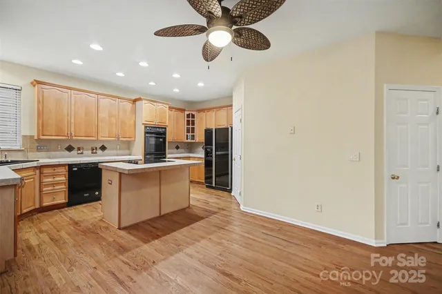 $623,900 | 117 Biscayne Court, Unit 134, Mooresville, NC 28117