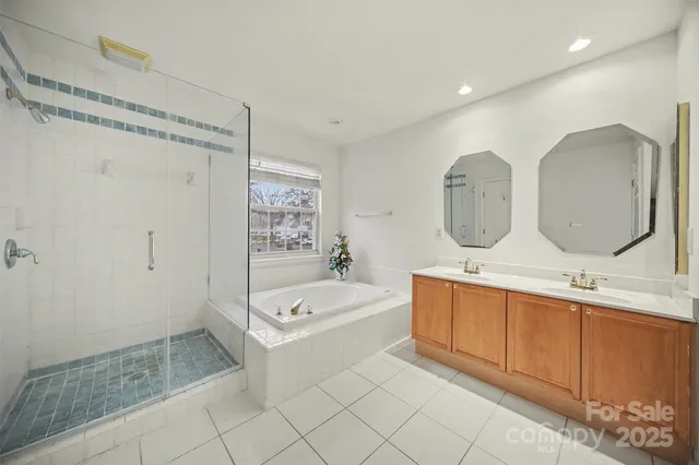 $623,900 | 117 Biscayne Court, Unit 134, Mooresville, NC 28117