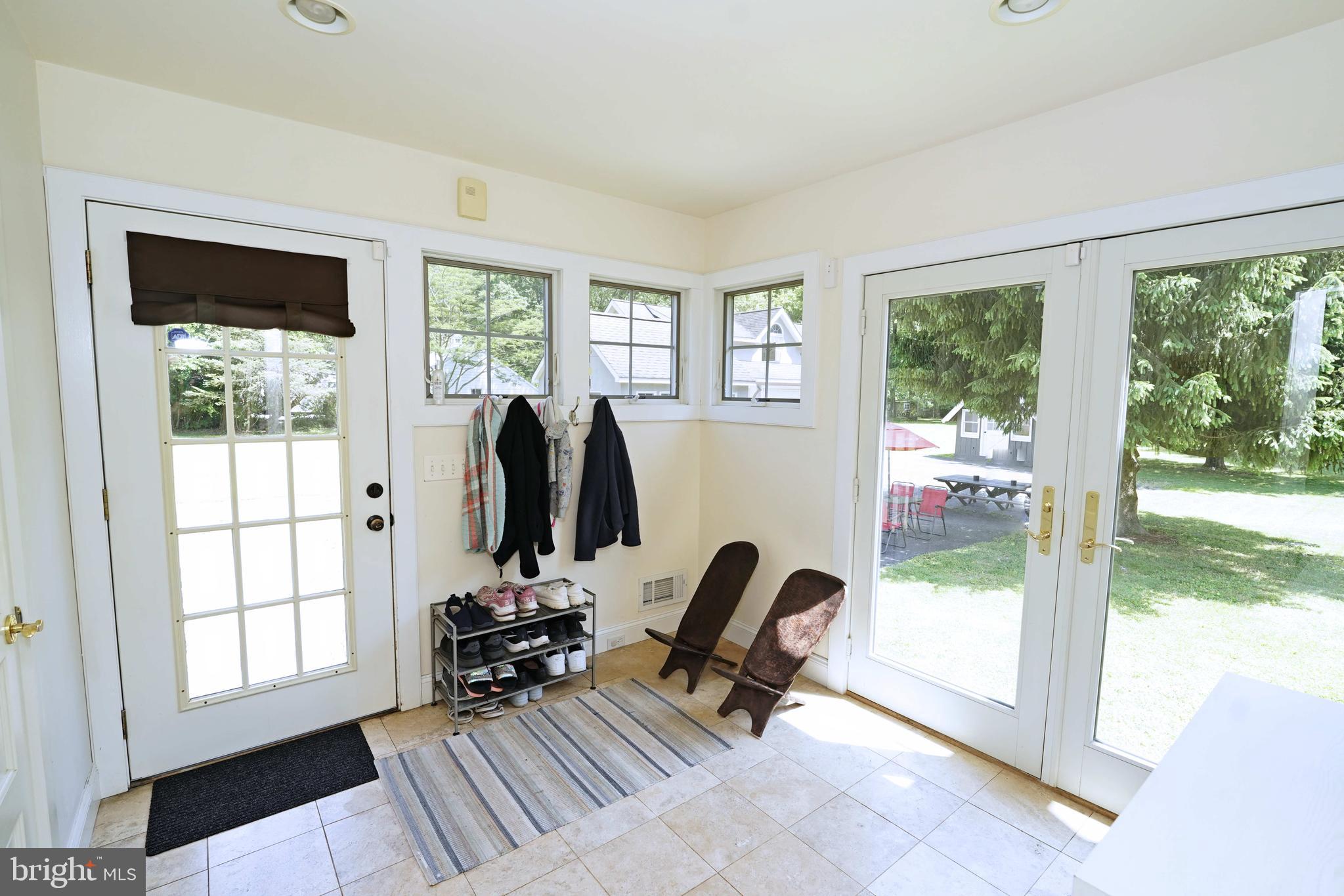 47 Diverty Road Pennington, NJ 08534 - Photo 25 of 54 Sun Room