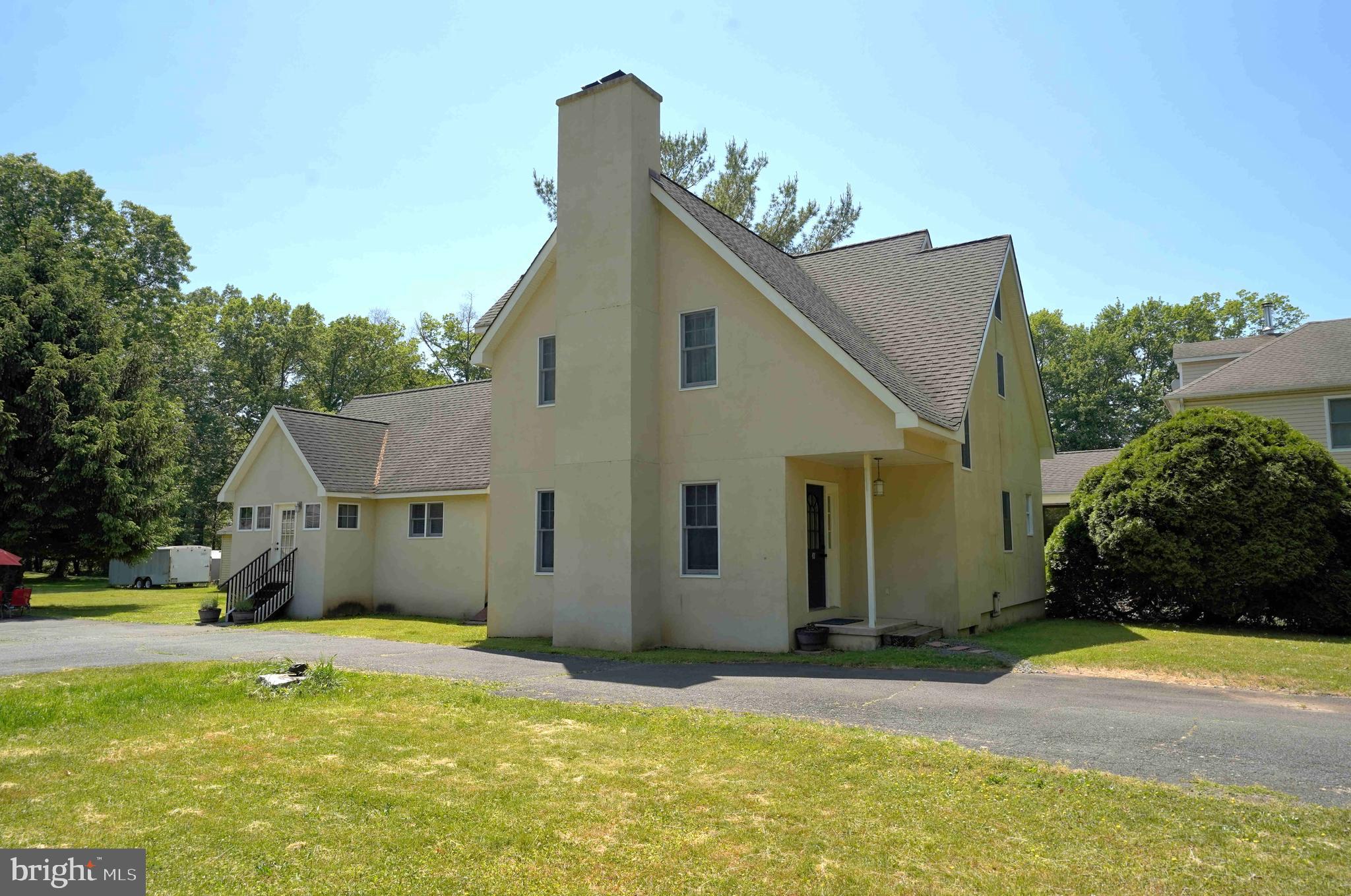47 Diverty Road Pennington, NJ 08534 - Photo 3 of 54 Exterior Side