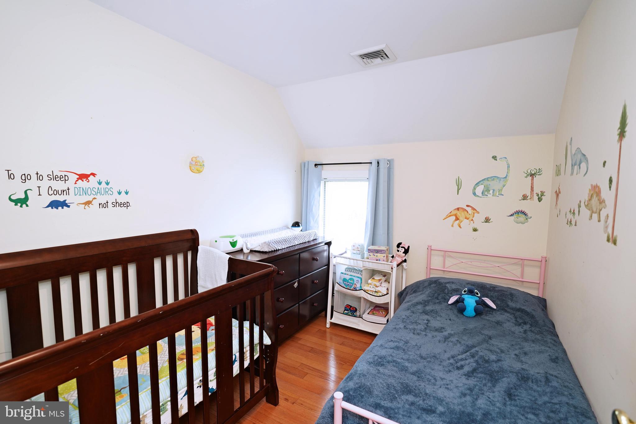 47 Diverty Road Pennington, NJ 08534 - Photo 35 of 54 Third bedroom