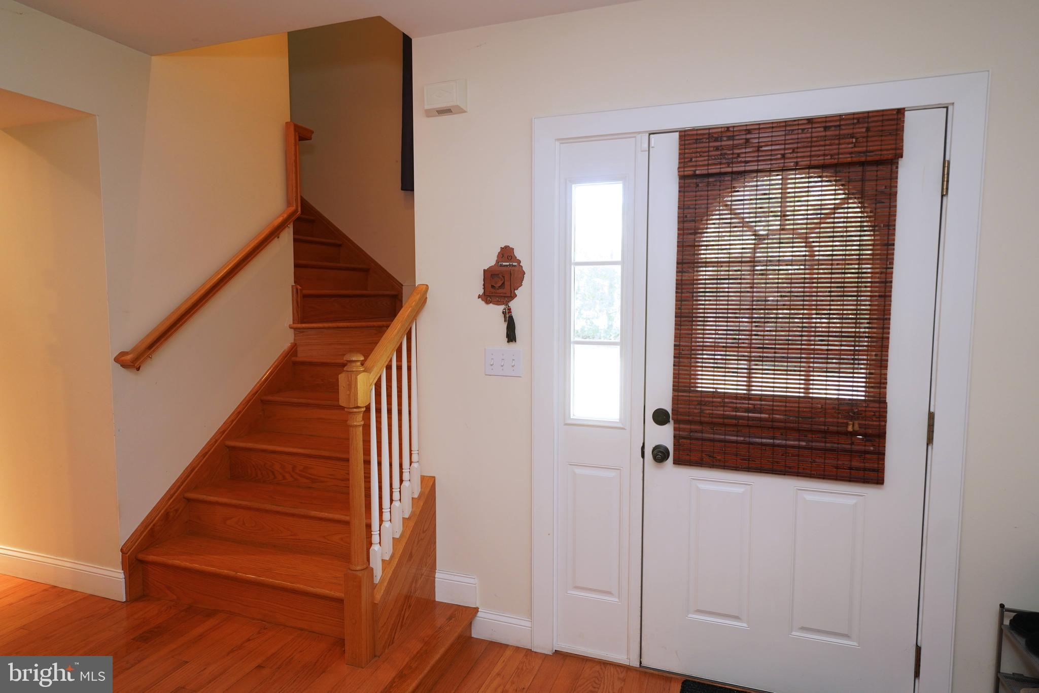 47 Diverty Road Pennington, NJ 08534 - Photo 5 of 54 Entry