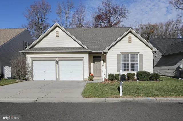 $480,000 | 702 North Brooke Drive, Woodbury, NJ 08096