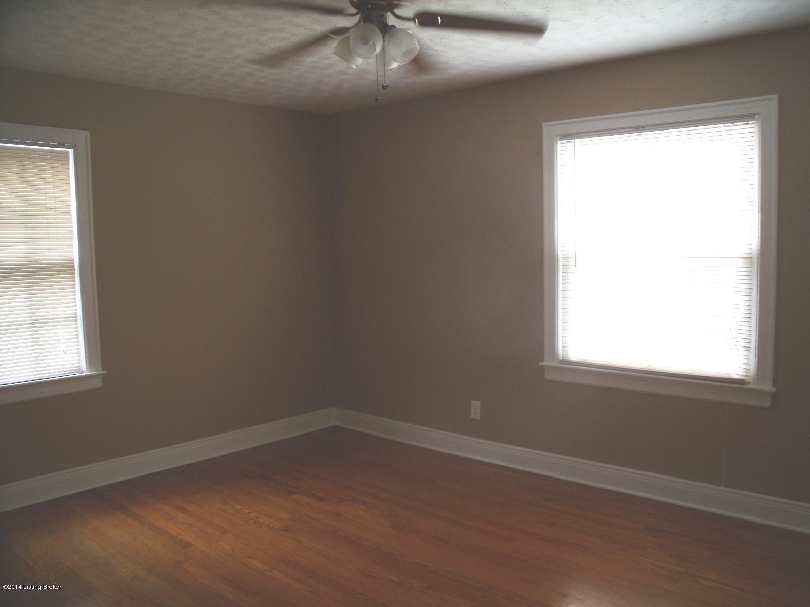 319 Robin Road Elizabethtown, KY 42701 - Photo 8 of 26 master bedroom