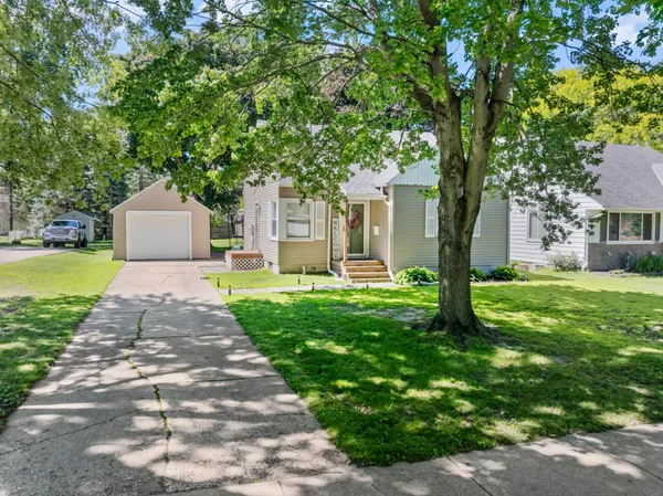 $213,500 | 1903 4th Avenue Southwest, Austin, MN 55912