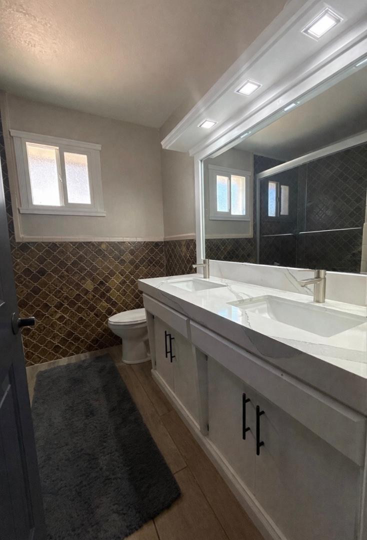 1237 East Riviera Drive Tempe, AZ 85282 - Photo 6 of 21 Photo #6