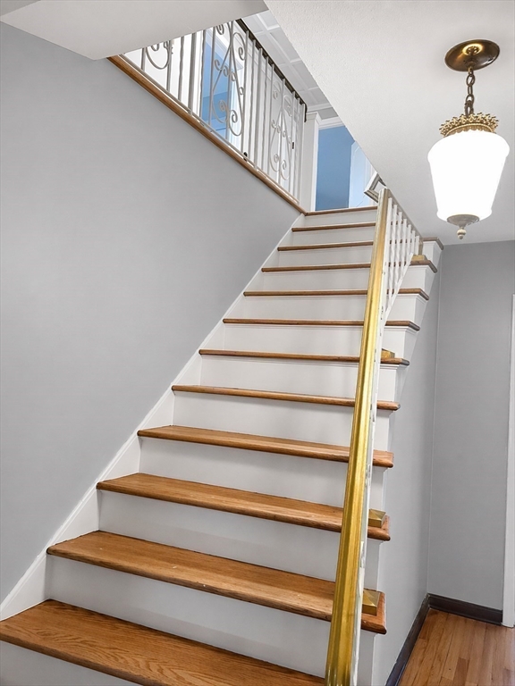 12 Woodland Road Westfield, MA 01085 - Photo 18 of 29 a view of entryway