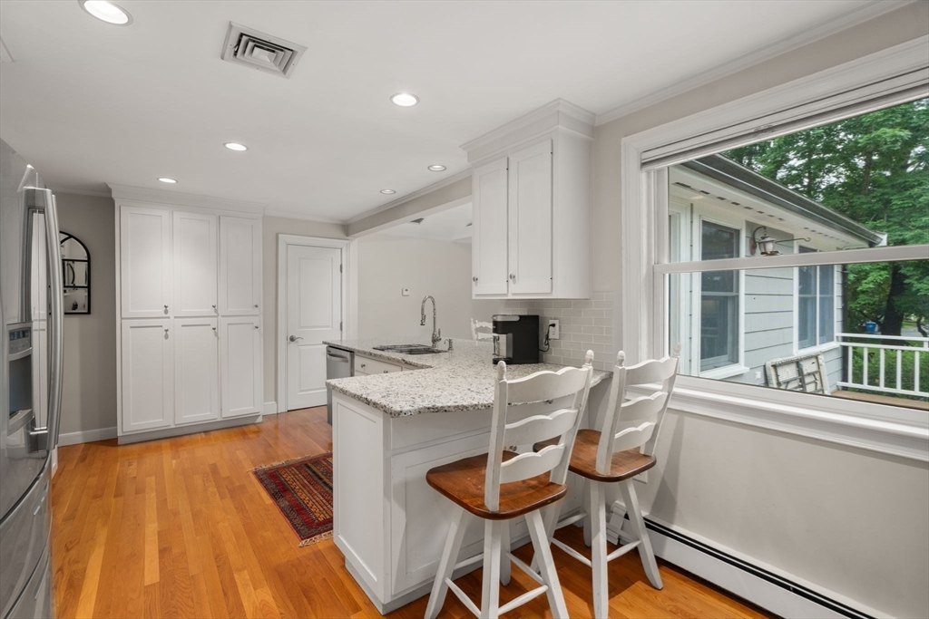 74 Spring Valley Road Belmont, MA 02478 - Photo 12 of 41