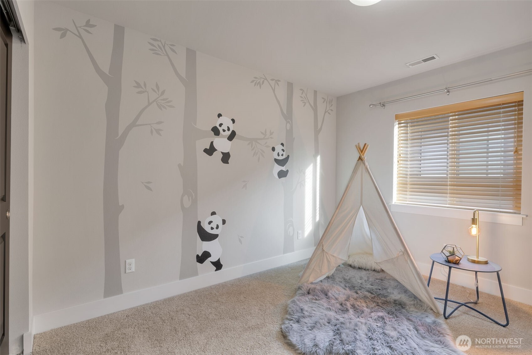 20513 Richmond Road Bothell, WA 98012 - Photo 21 of 40